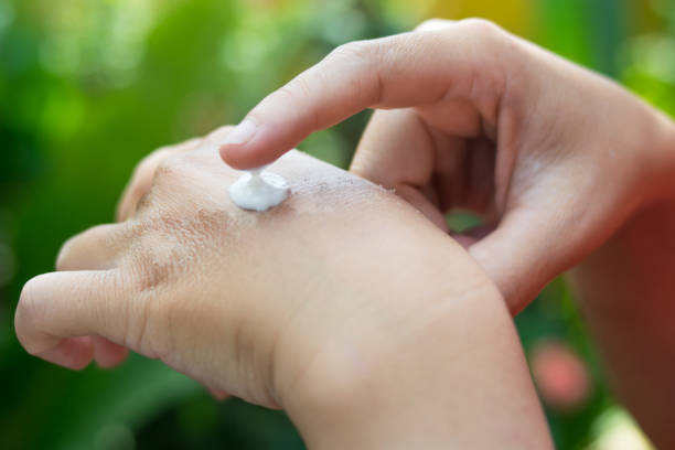 خرید و قیمت کرم ابرسان عمقی پوست و فروش عمده